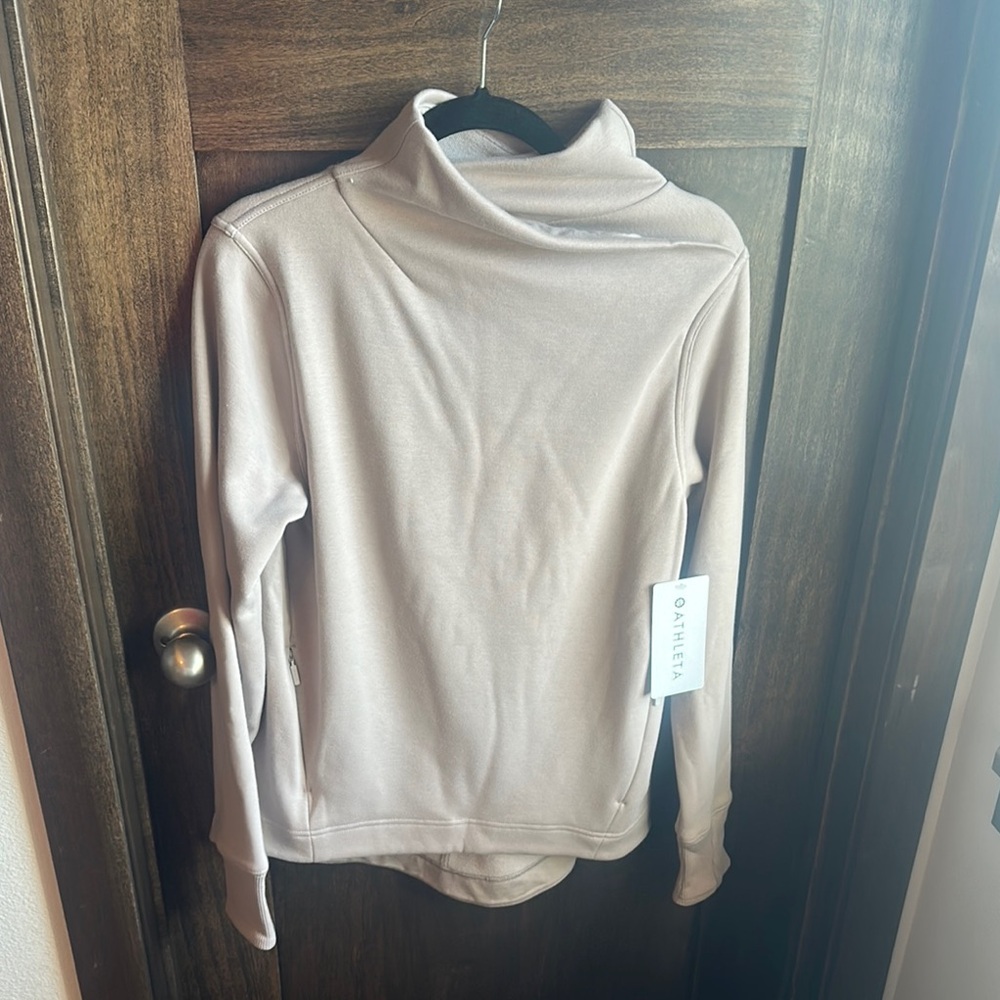 New Athleta karma twist neck sweatshirt
